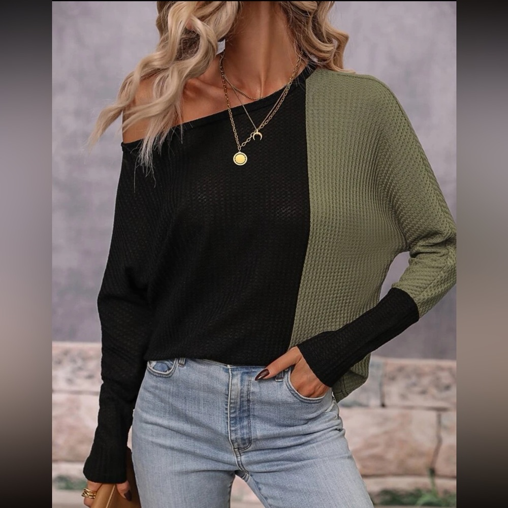 Two Tone Batwing Off the Shoulder Tee